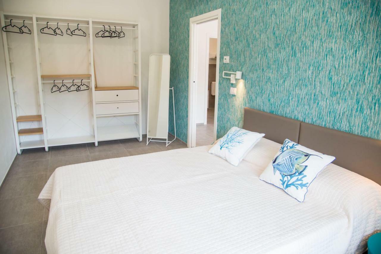 Rivabella Suite Apartments Rímini Exterior foto